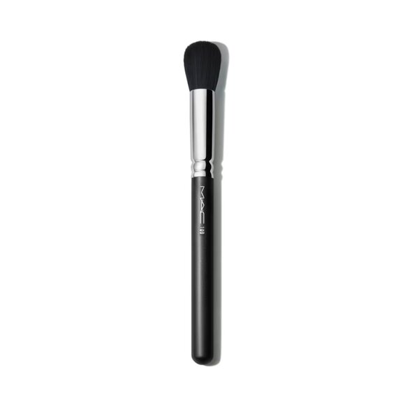 MAC 109 SYNTHETIC SMALL CONTOUR BRUSH - Authentic Brand New - Picture 1 of 5